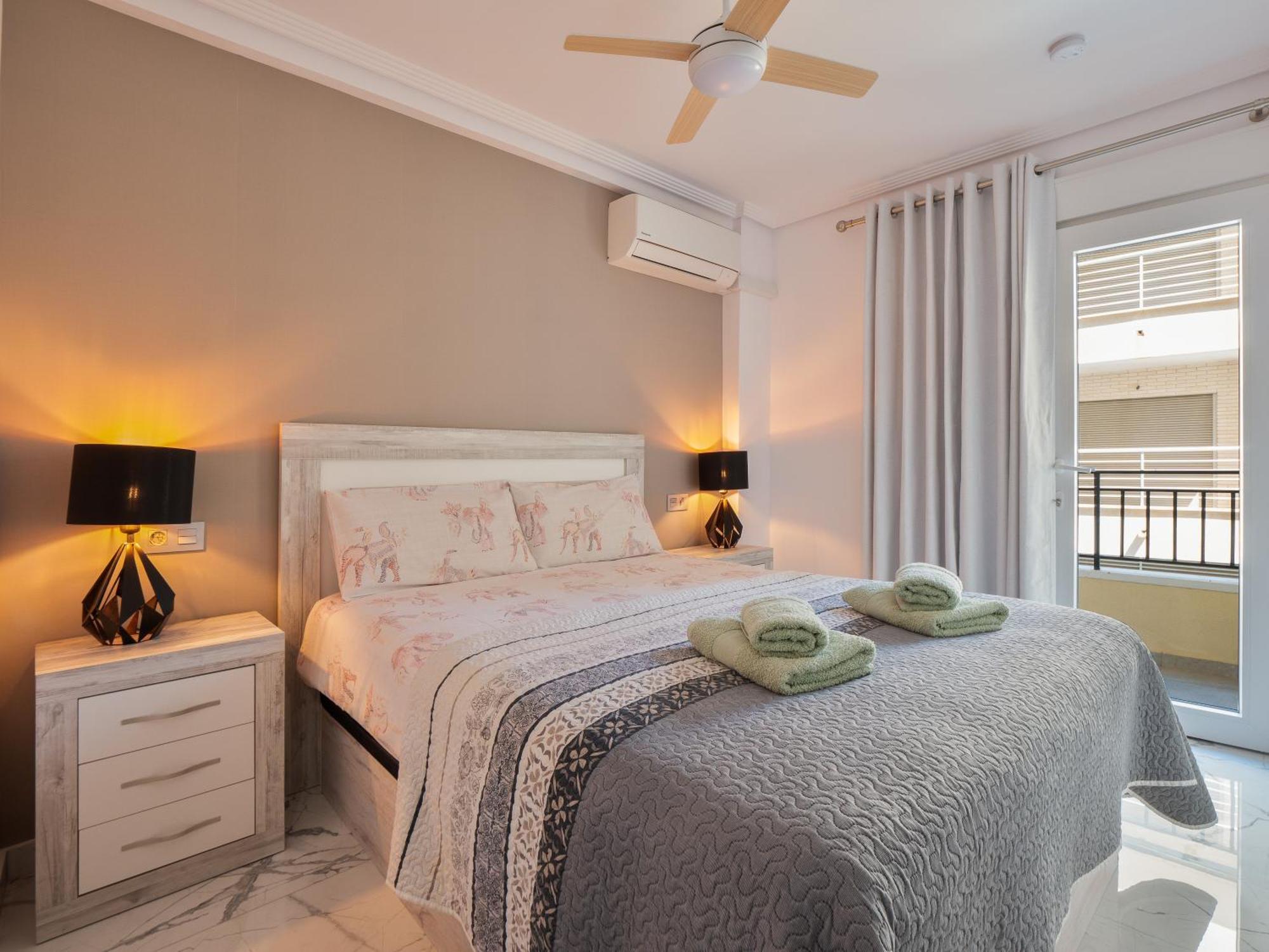 Apolo Beach Front - Sea View Luxury Apartment Torrevieja Exterior foto